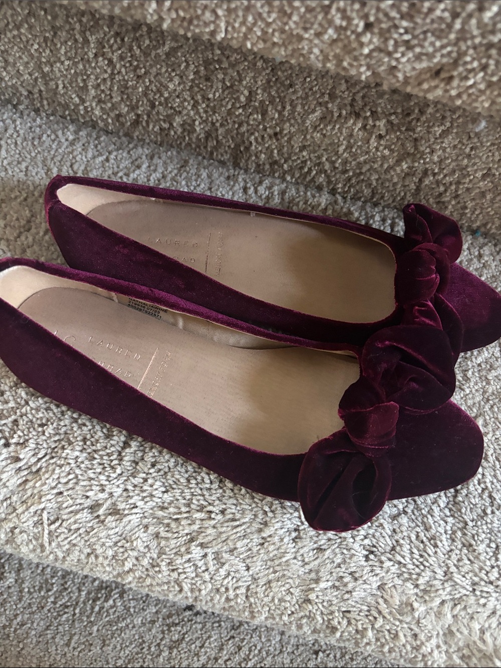 LC Lauren Conrad Velvet Bow Flats in Burgundy